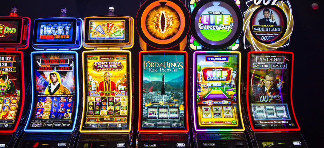Slot machine, come si gioca con le slot machine